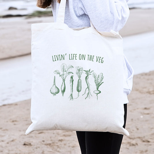 Livin life on the veg funny vegetarian tote bag